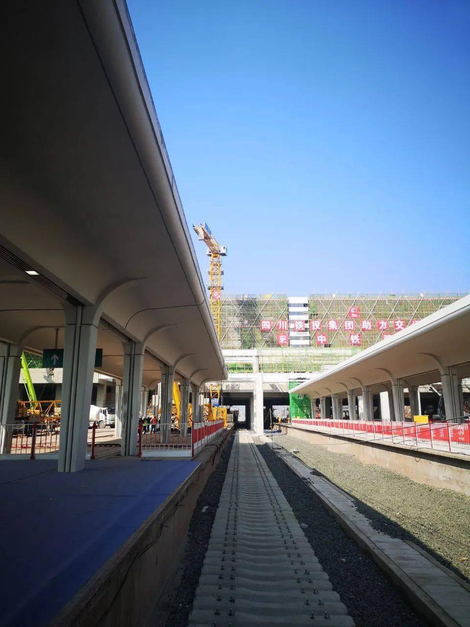 多图视频直击自贡高铁东站最新实拍图曝光