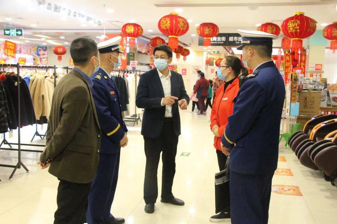 刘文丙副县长带队开展春节前消防安全"夜查"行动 助