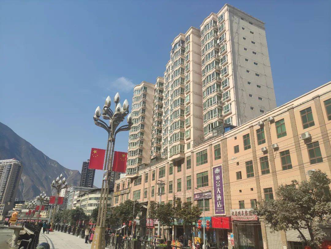 12"暴洪灾后重建半年回眸(二)_文县