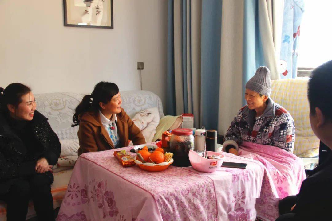 区政府副区长陈建华走访慰问教育系统干部教师代表_手机搜狐网