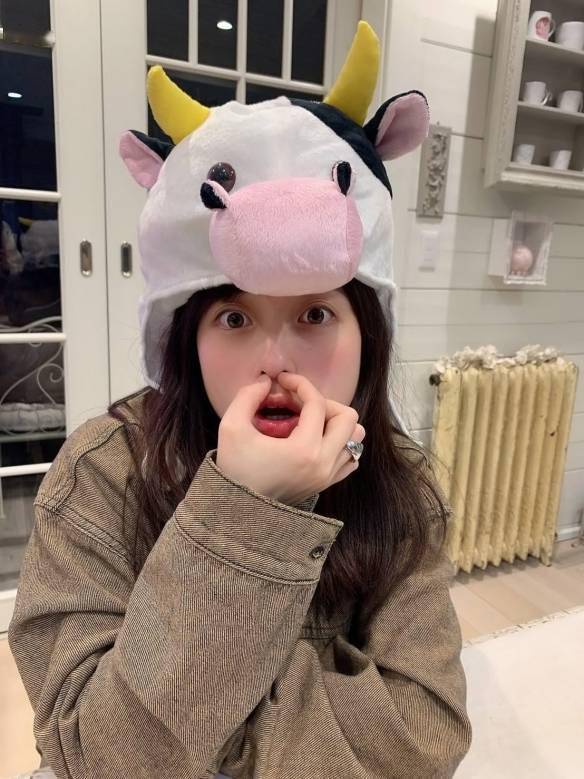 二二可爱的图片 daf28f93e6984a5485e2deb8a0af52d6.jpeg