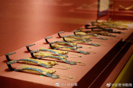 故宫展出160件套如意（图）