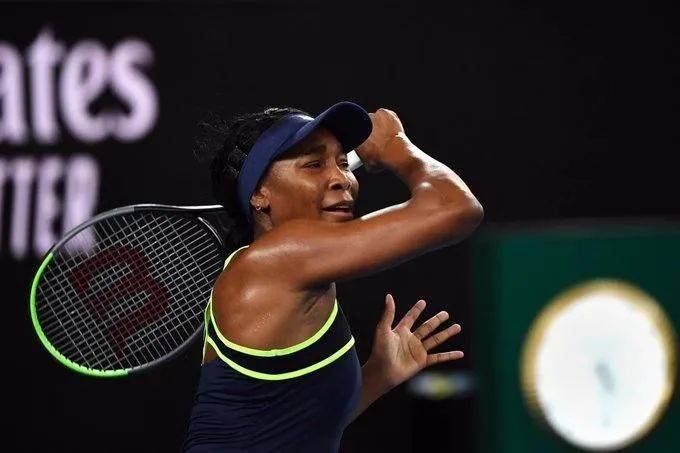 澳网遭遇小寒潮告别瓦林卡致敬大威拜服哈妹感慨职业网球的残酷