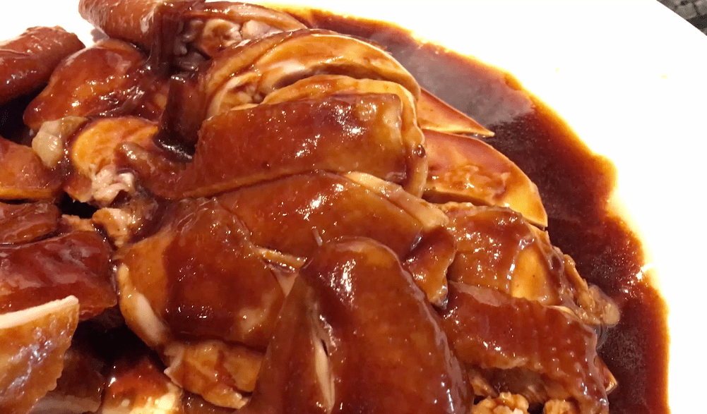 柱候鸡,酸菜鱼,水煮牛肉……教白领们做几道简单的年夜饭菜式!