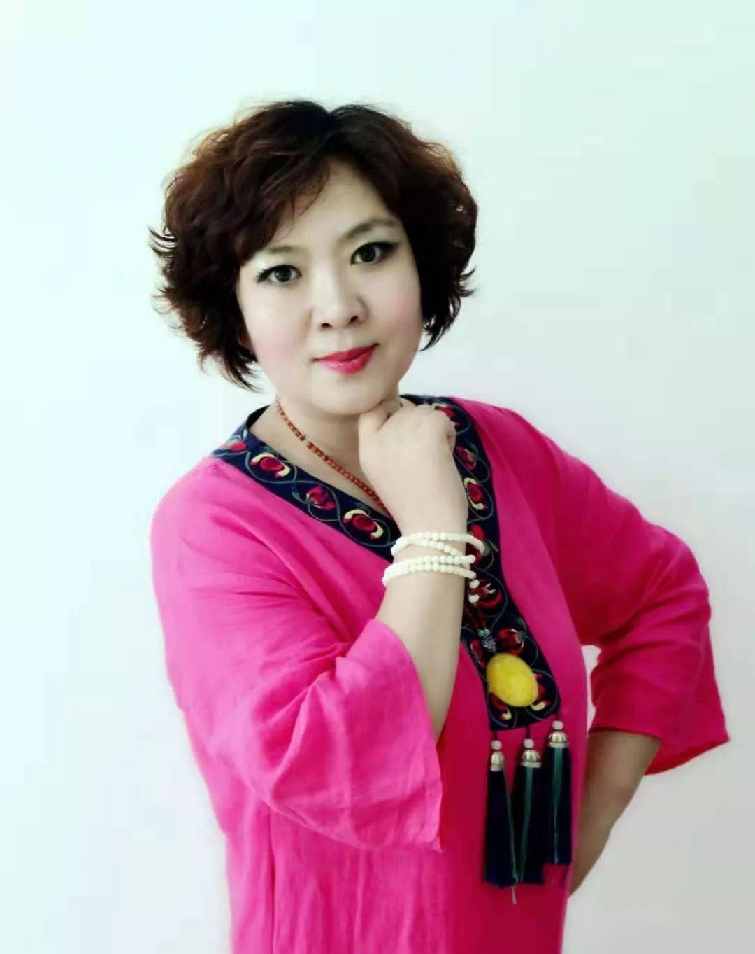 侠骨柔肠张兰霞——春晚《中华书画魂》