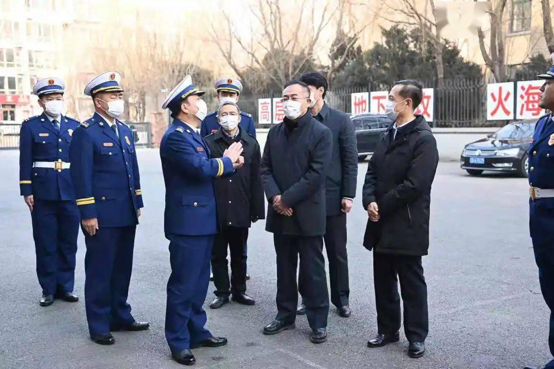 市委常委,副市长骆东升检查春节期间应急管理工作慰问一线干部职工