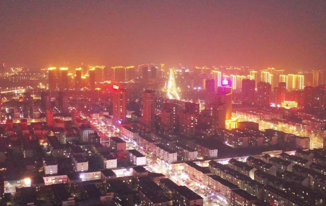 新春走基层 | 航拍除夕夜德州中心城区,灯光璀璨,流光溢彩!