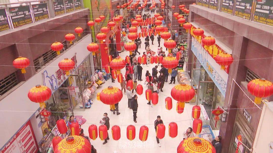 两个灯笼猜成语_看图猜成语500个图片