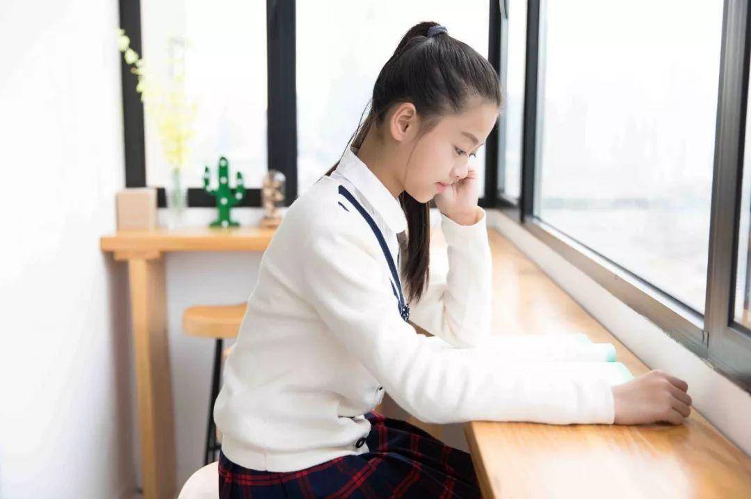 有这3种表现的初中生通常是早熟了很多家长却不上心