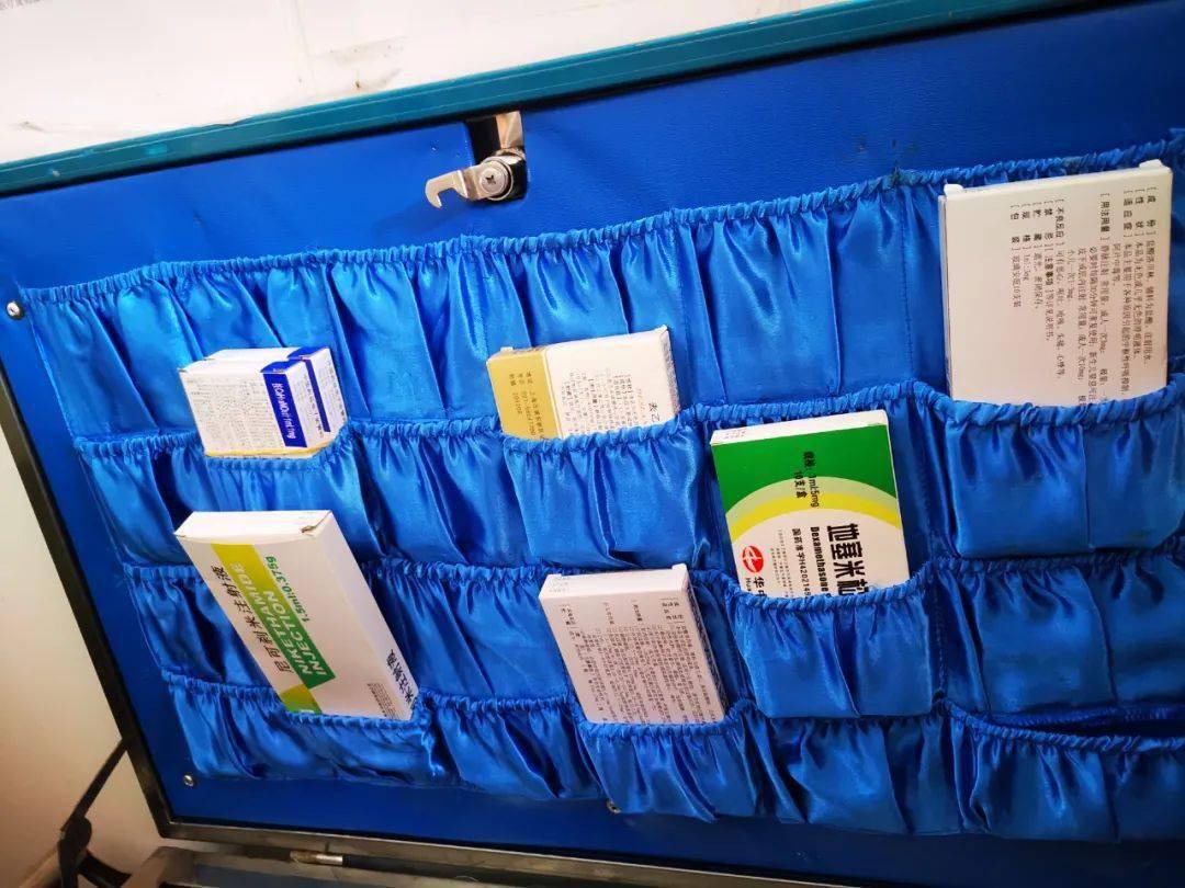 急救箱里有什么药 97207c3dc1e643a783469ff82ba14d2e.jpeg