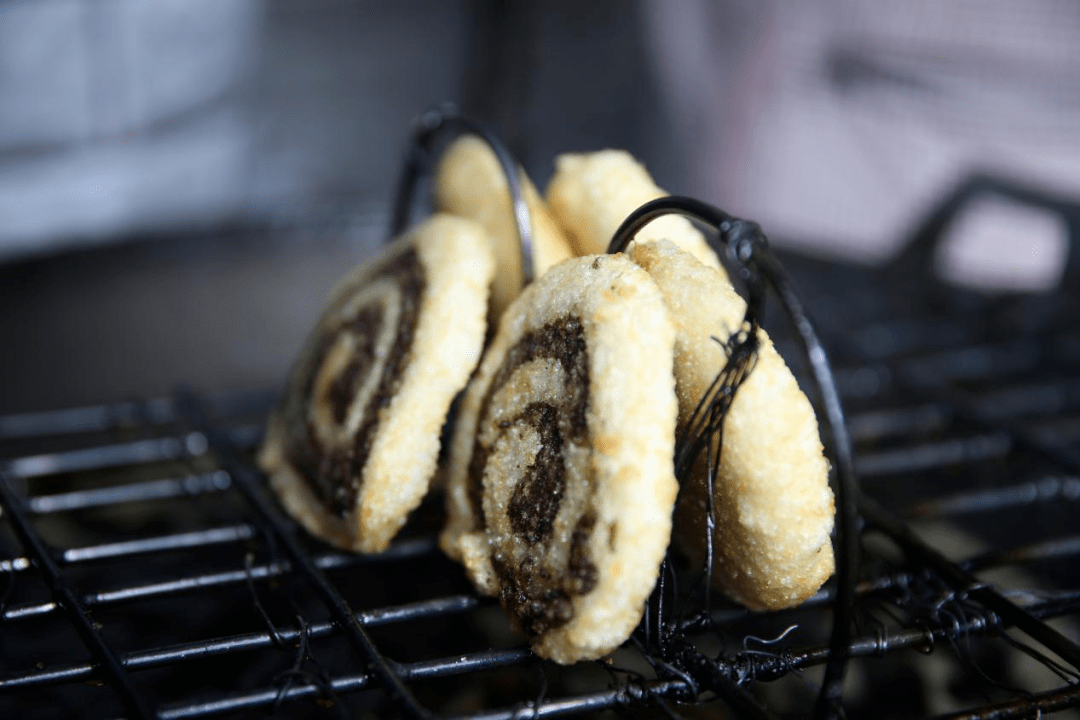 每天早上九点开始营业王凉粉