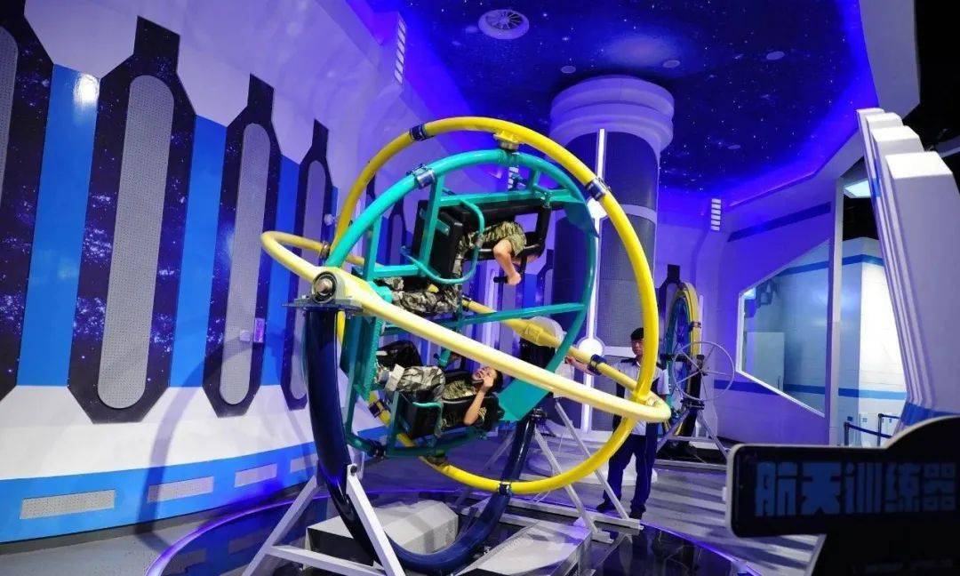 就地过年vr游家乡梦东方未来世界航天主题乐园