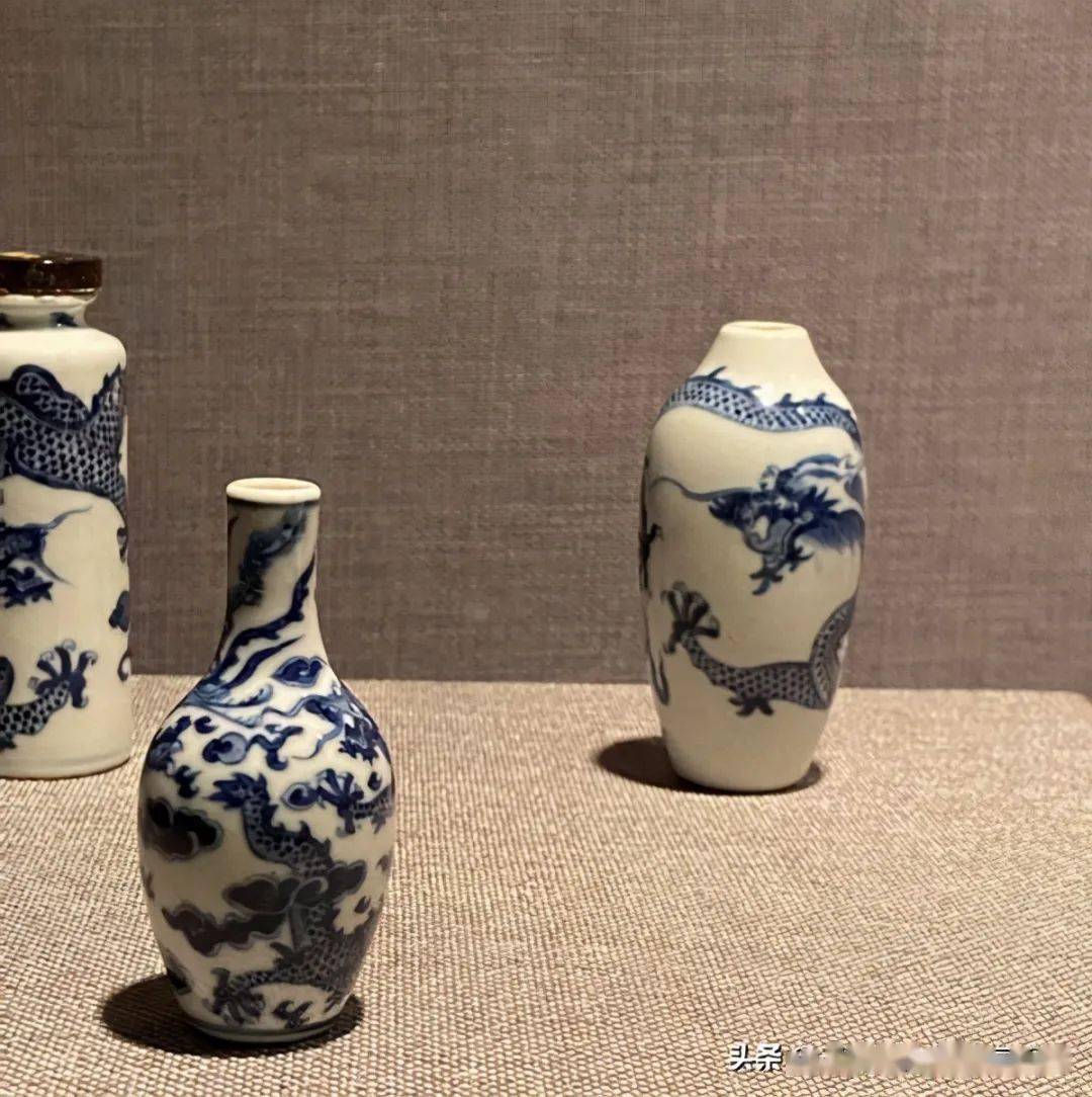 中国骨董　古美術　清朝青花草無花果紋　壷 新渡小壺 染付 鼻煙壺 花瓶 青花 骨董 中国美術 唐物 清朝