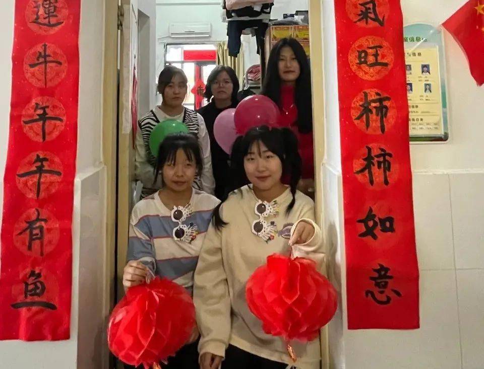 慈溪这个班级连续十年留慈过年了