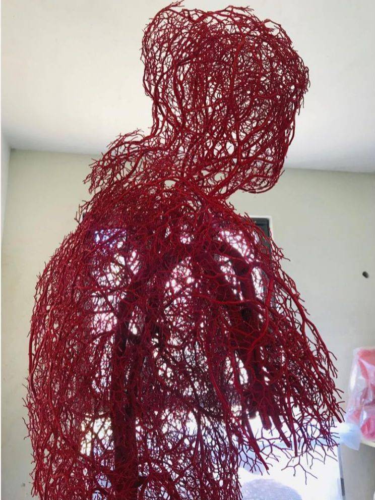 艺术家|黄奕维 —— 手工编制人体血管标本,表达对生命的敬畏