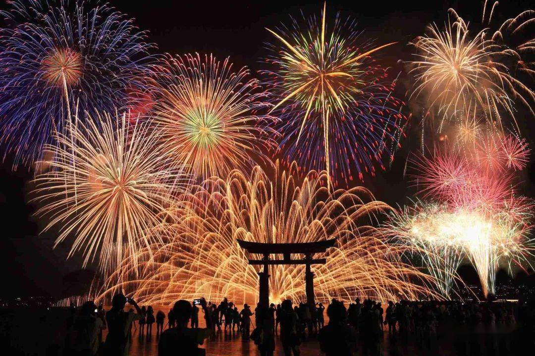 日本四季的传统文化节日 夏季 花火大会