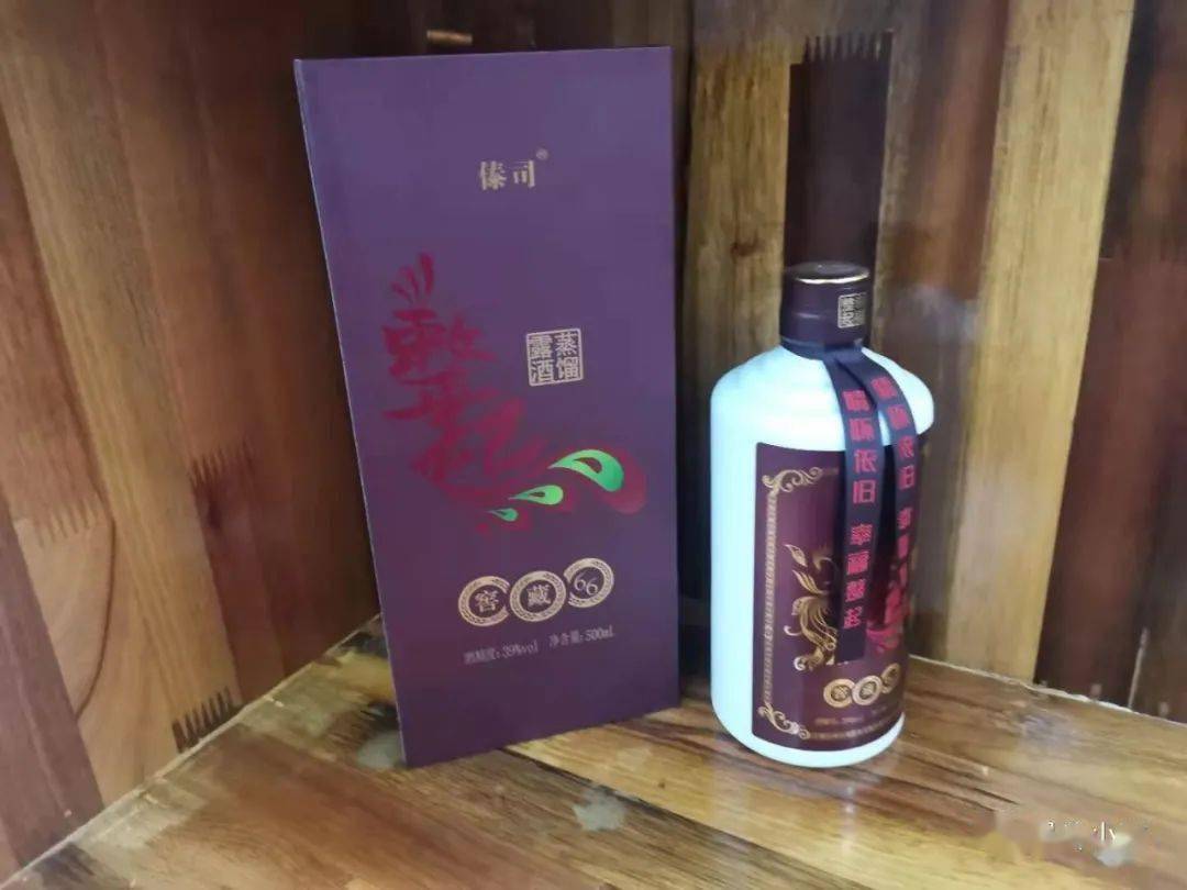 橄榄有情"淡定哥",茶花妩媚"采茶妹",山清水秀"景谷清",一缕情怀"傣司