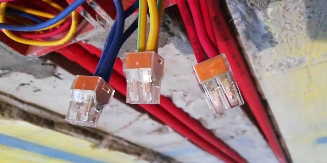 连接器大厂有哪些 127637da96d04fde9b83b31d9f889818.jpeg