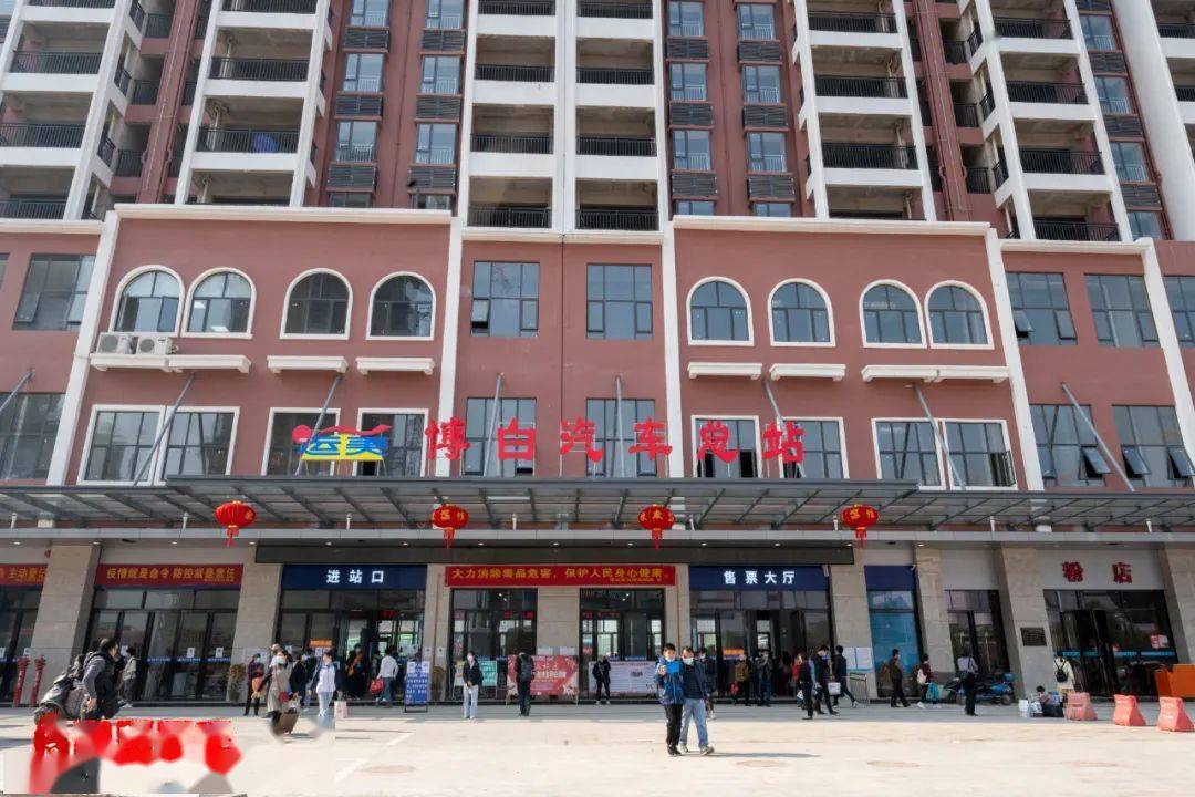 博白打工仔们出门务工了汽车总站人潮拥挤