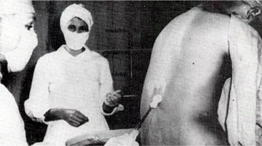 疯子图片真实版 932dfc7b85844666933331949ef7061d.png