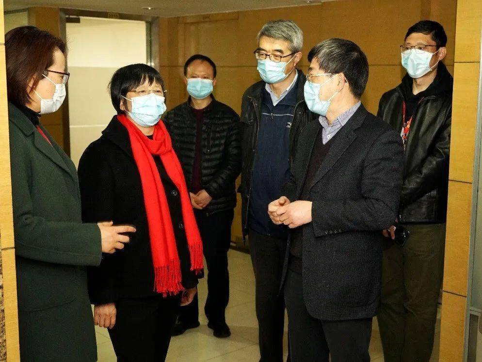 首个工作日,宗明副市长慰问市红十字会工作人员