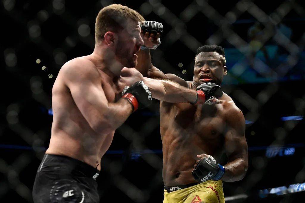 布莱兹为了挑战冠军我愿意肃清整个重量级