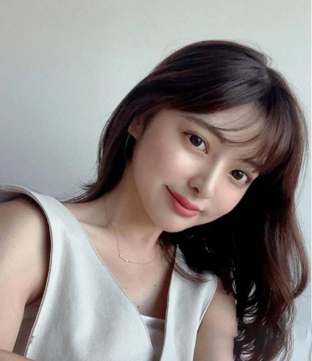 瘦脸排行_女星蜡像脸排名注重瘦脸自然才是美