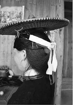 福建霞浦畲族女子西路式凤凰髻发式传统发髻资料分享21