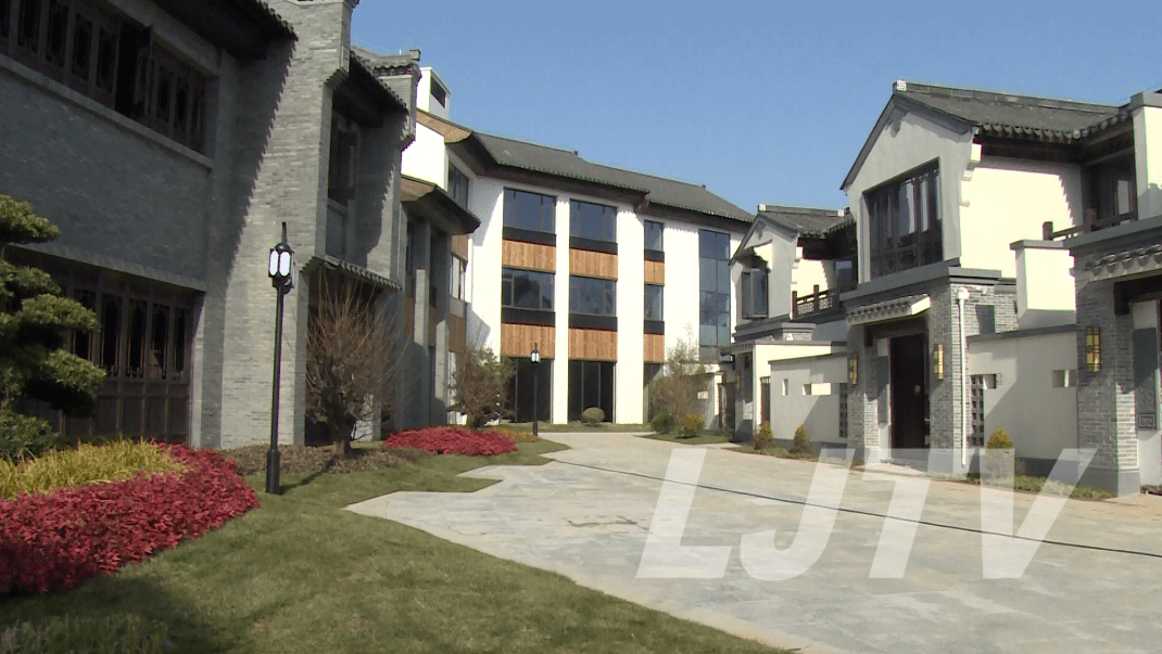 据投资方负责人介绍,水西门项目从2018年12月份开始破土动工,目前