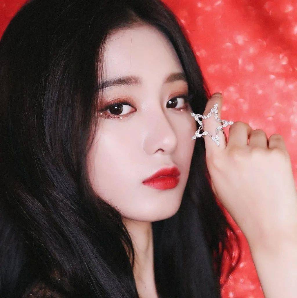 【微信头像】徐艺洋