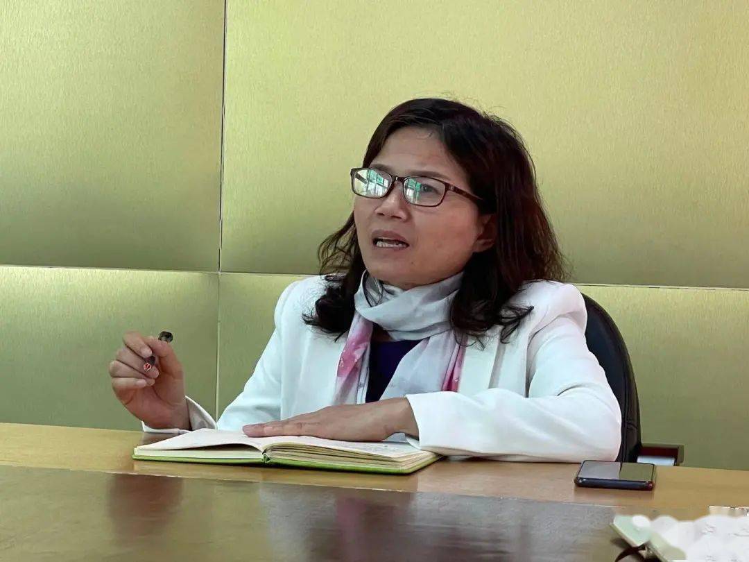 曾小娟副校长总结发言