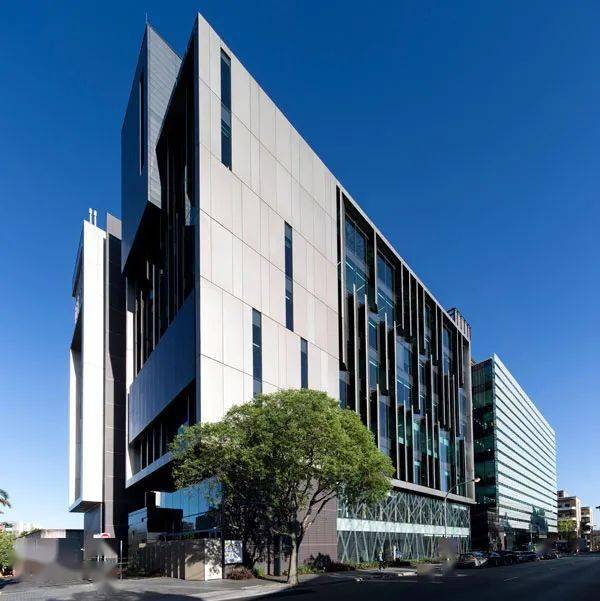 精选中小体量建筑立面设计48例