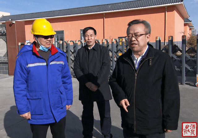 酒泉市委书记吴仰东在金塔县调研生态环保和安全生产工作