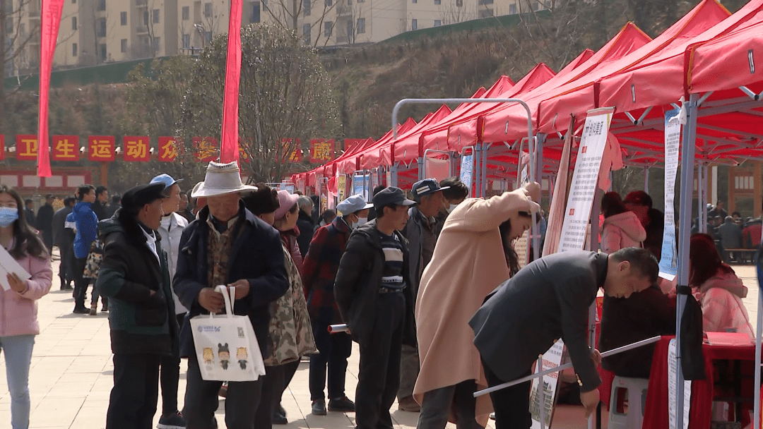 鲁甸招聘_鲁甸 千场招聘进千村 ,助推农村劳动力转移就业(3)