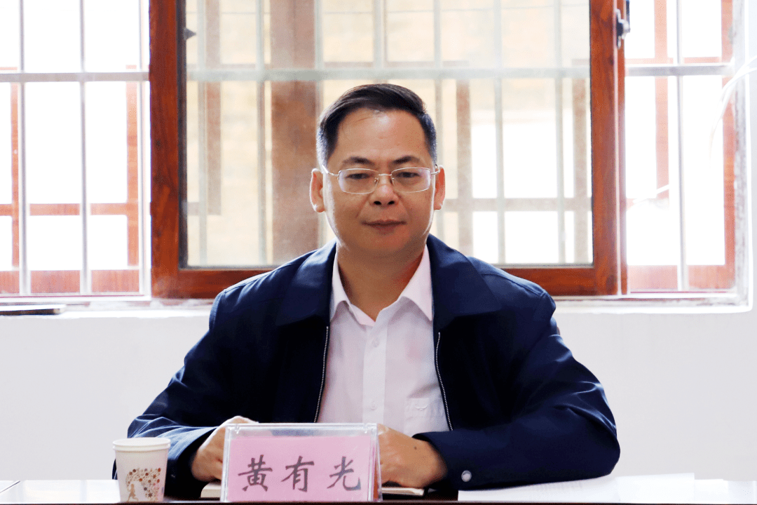 南宁市司法局党组书记,局长黄有光率队到扬美古镇开展立法调研