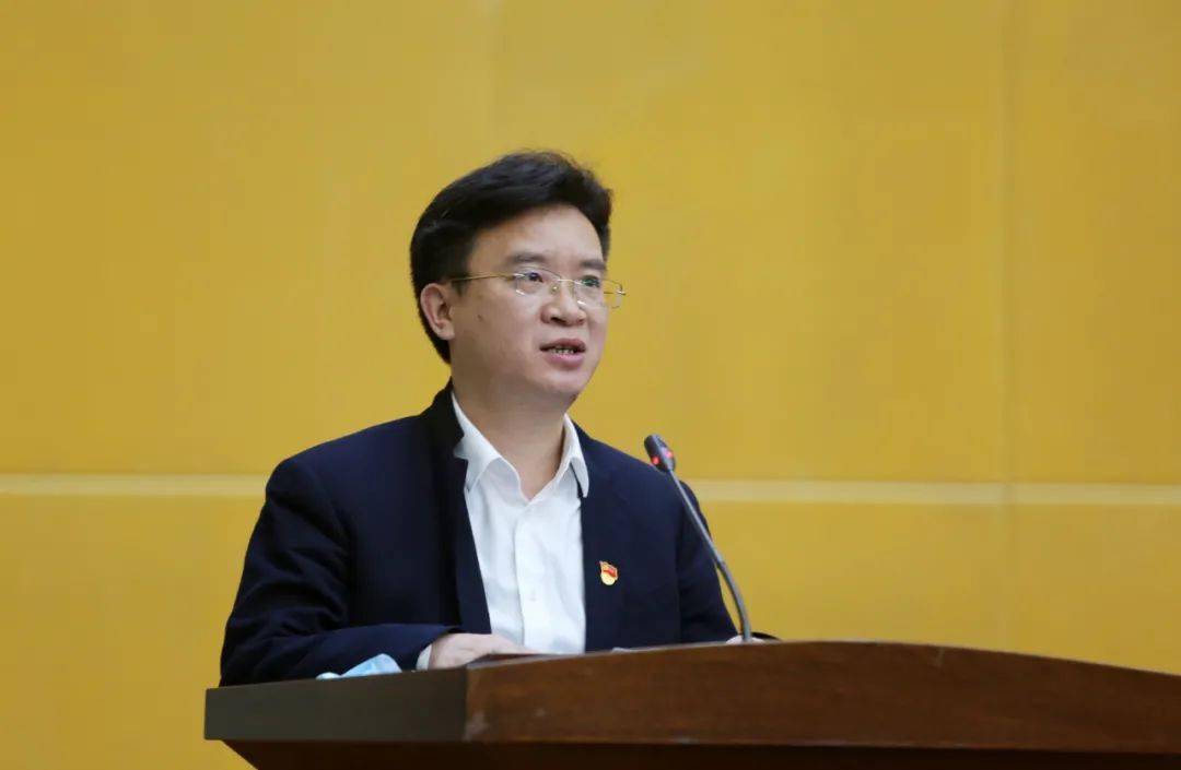 市发改委党组书记,主任 匡建军项目建设是推动发展的"生命线",营商