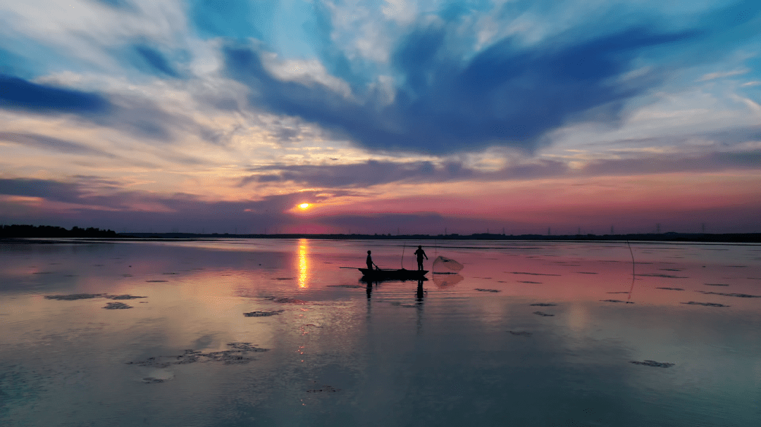 滁州百店寻味丨女山湖大闸蟹