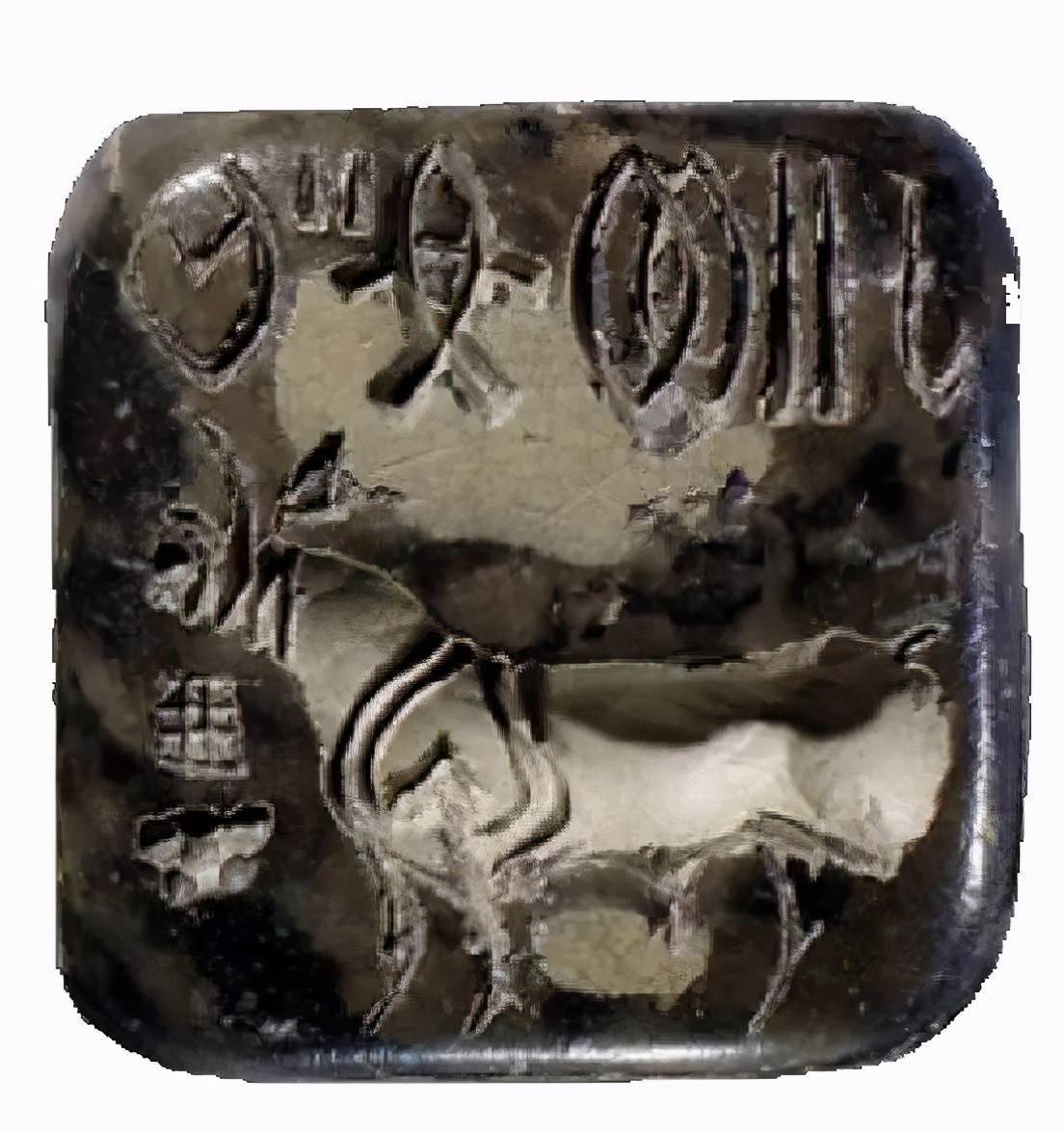 位于西班牙北部阿尔塔米拉洞窟,距今至少12000年以前旧石器时代晚期的