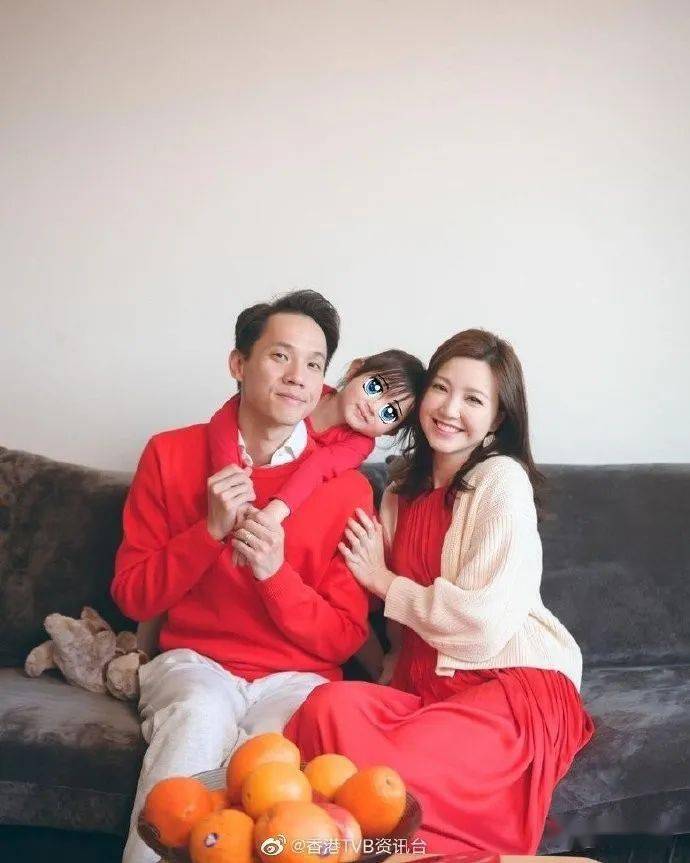 菊梓乔失势亲生女吴若希续约重夺一姐之位