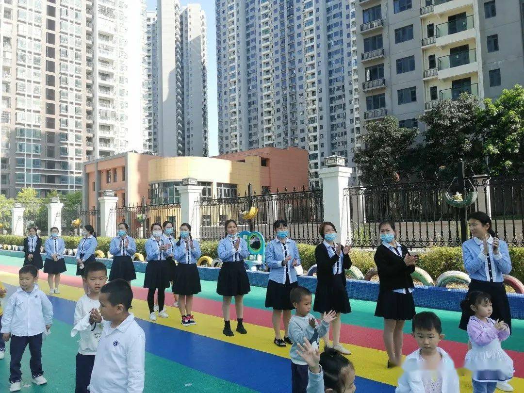 夯实基础防患未然记亚迪二村幼儿园开学第一天应急疏散演练活动