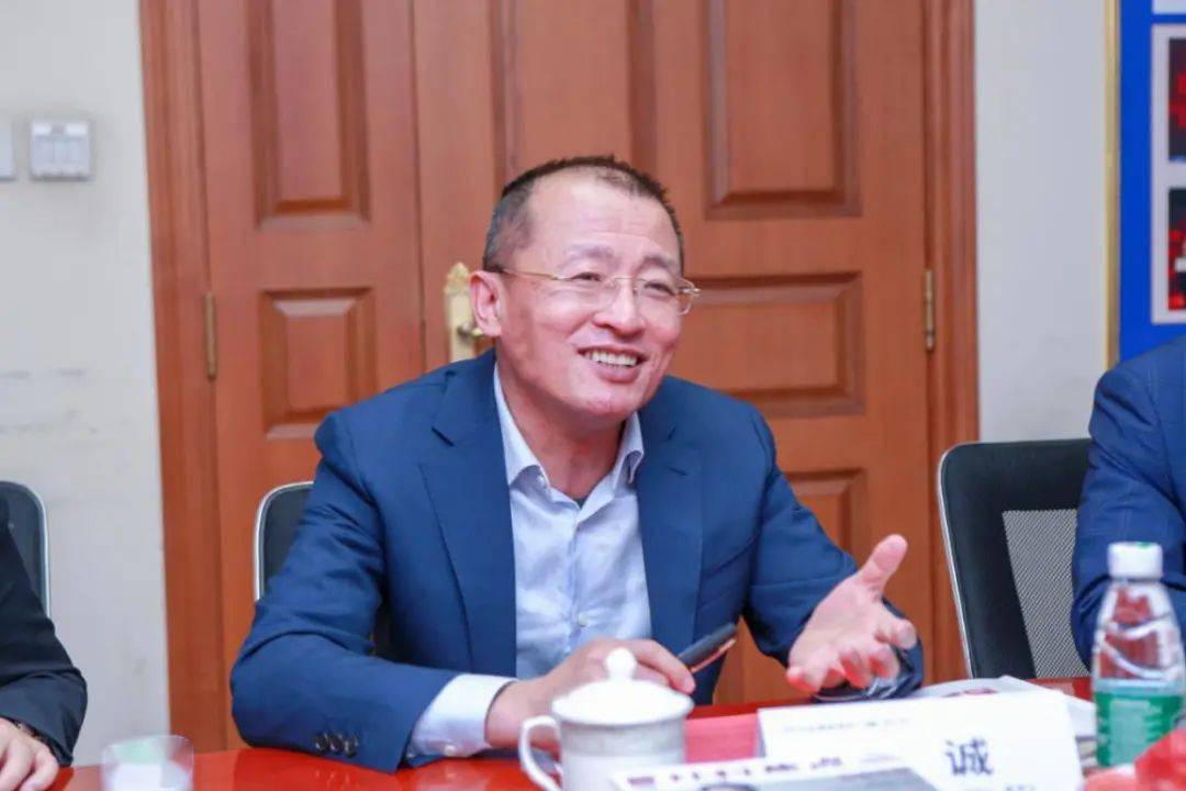 热烈欢迎北京大学国家发展研究院企业关系主任王欣老师一行莅临社科