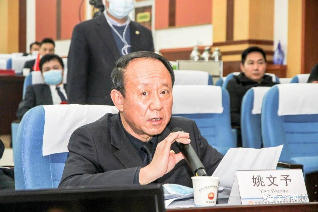 个人营销业务能力自我展示环节由参赛人员比赛设自我展示和评委提问两