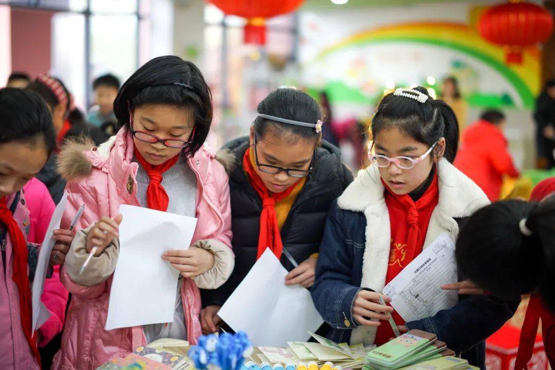 第841期活动育人跟点点一起欢庆元宵泗泾第二小学开展我们的节日元宵