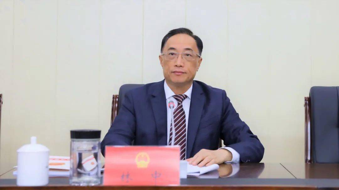 市人大常委会副主任俞大军,林鹤志,蔡和斌以及市人大常委会委员出席