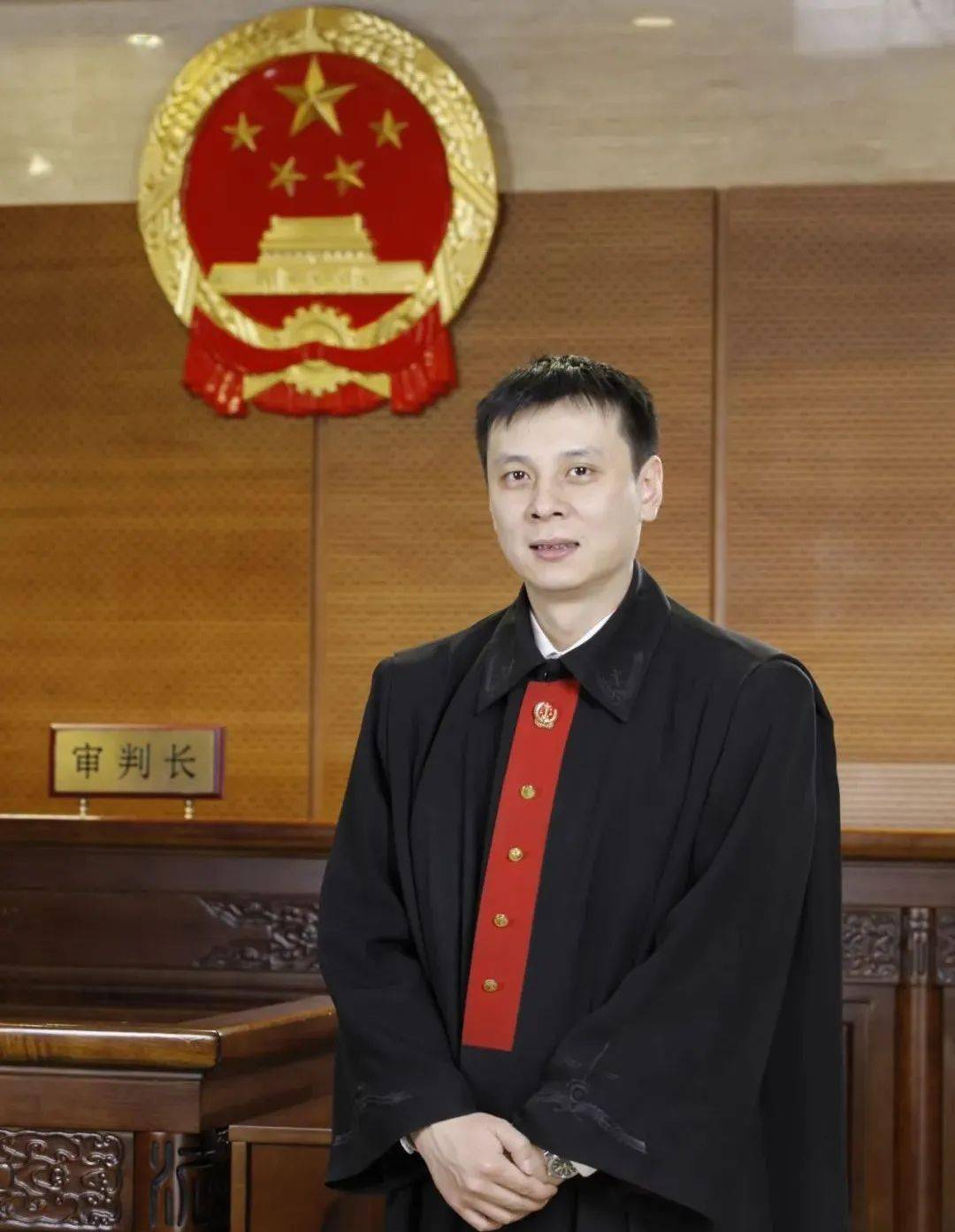 研精毕什么成语_成语故事图片(2)