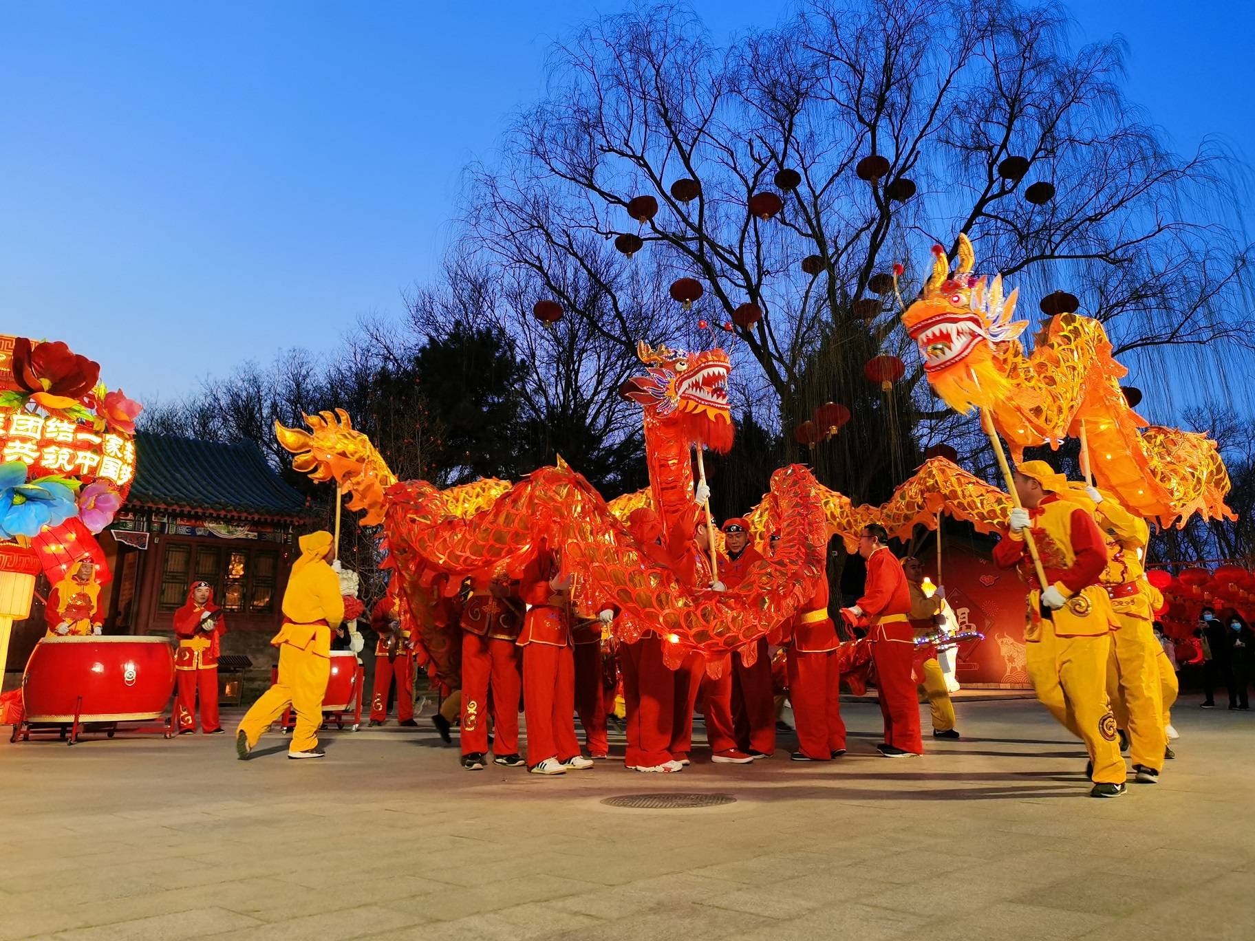 简谱张灯结彩_国庆张灯结彩图片(2)