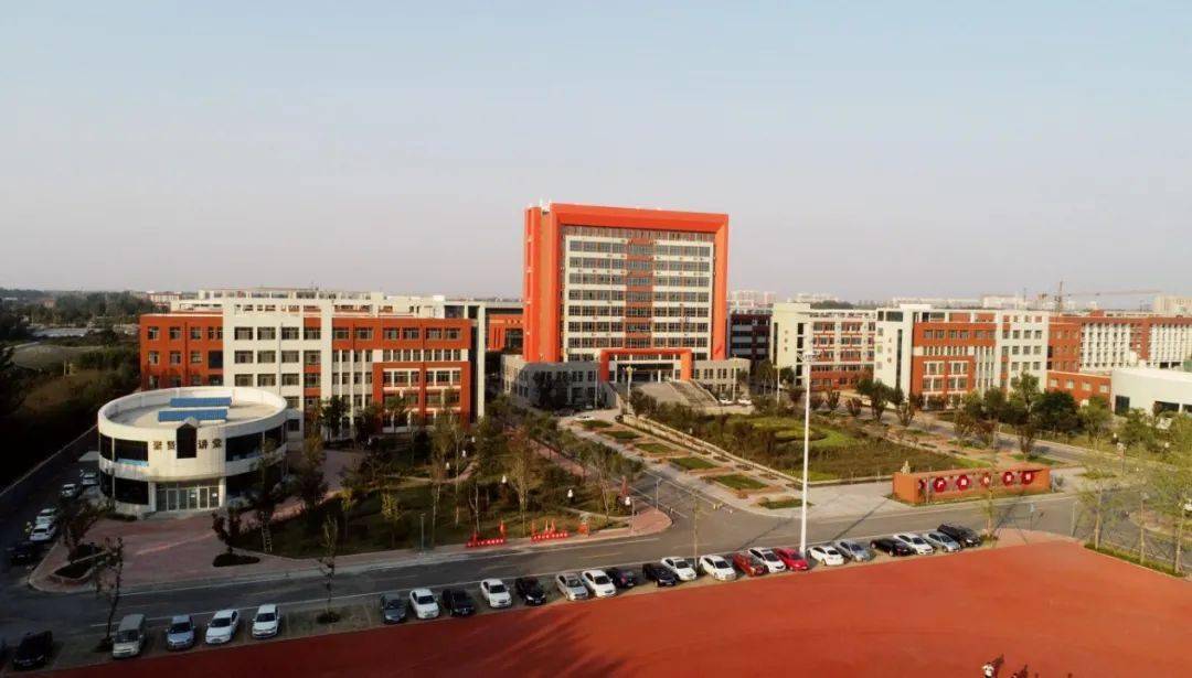 牛年开门红冠县实验高中荣获全县高中办学水平综合评估第一名