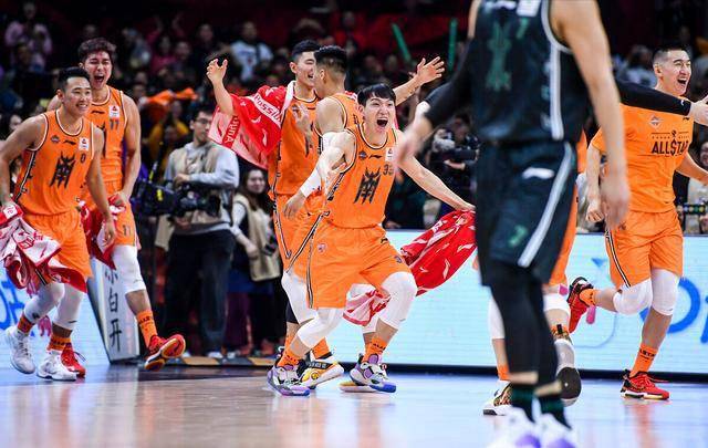 cba全明星首发出炉!广东五虎pk辽宁五虎,全运会预演太鸡肋
