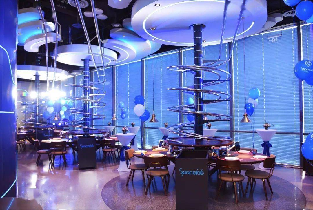 江浙沪4店选用黑科技餐厅红遍全国9个城市黑科技未来感美式西餐的结合