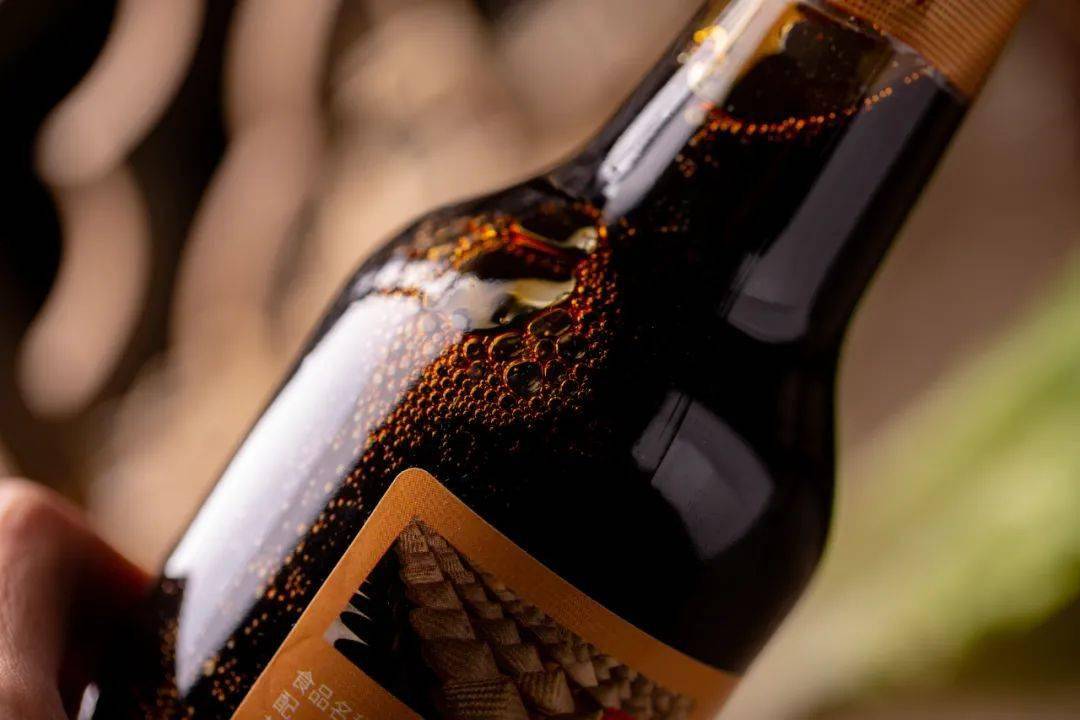 真相 身上有伤口 吃酱油会变黑吗 答案是 酿造